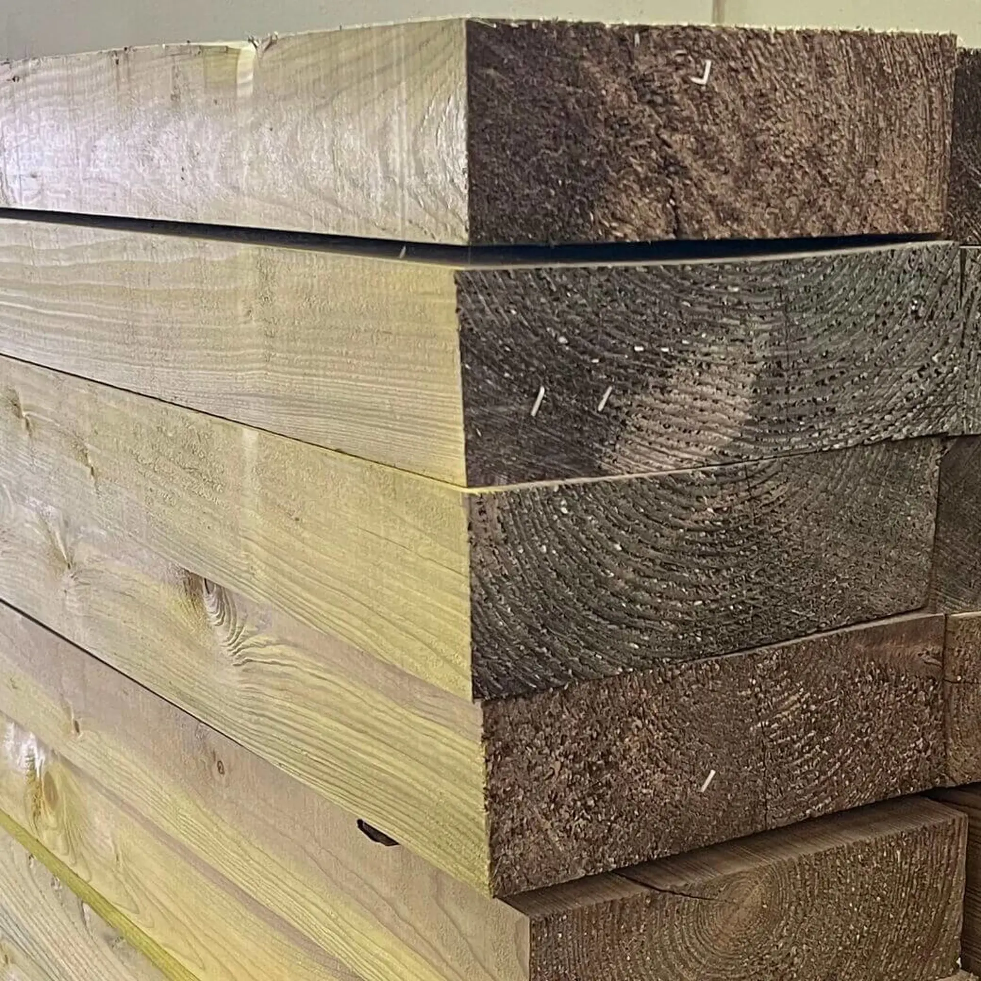 Solid pine beams, planed - 80x240x6000