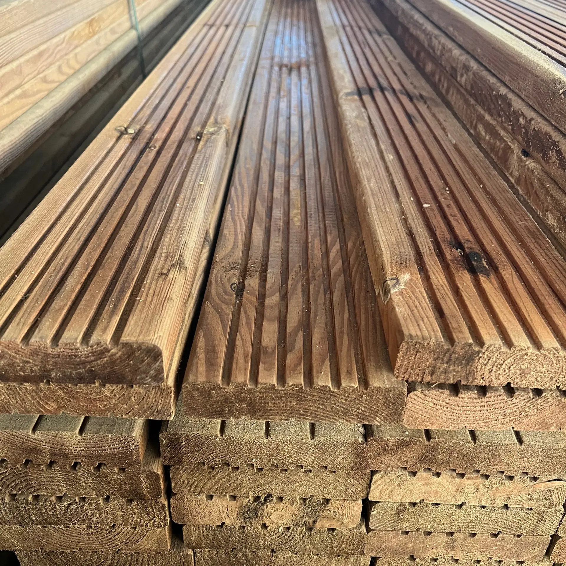 Brown Pine Decks Treated - 28x120x4800