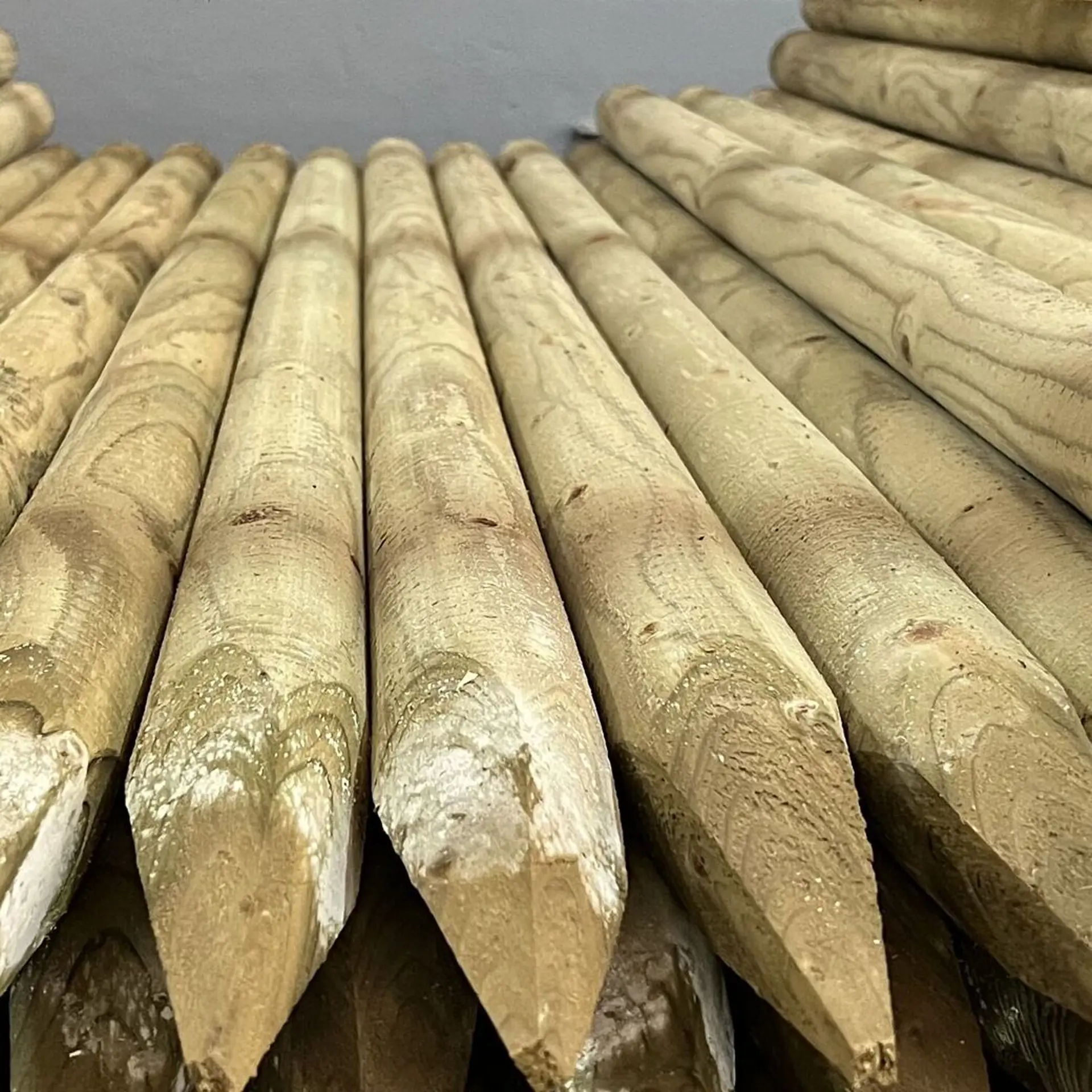 Pine Turned Poles - 60x1650mm