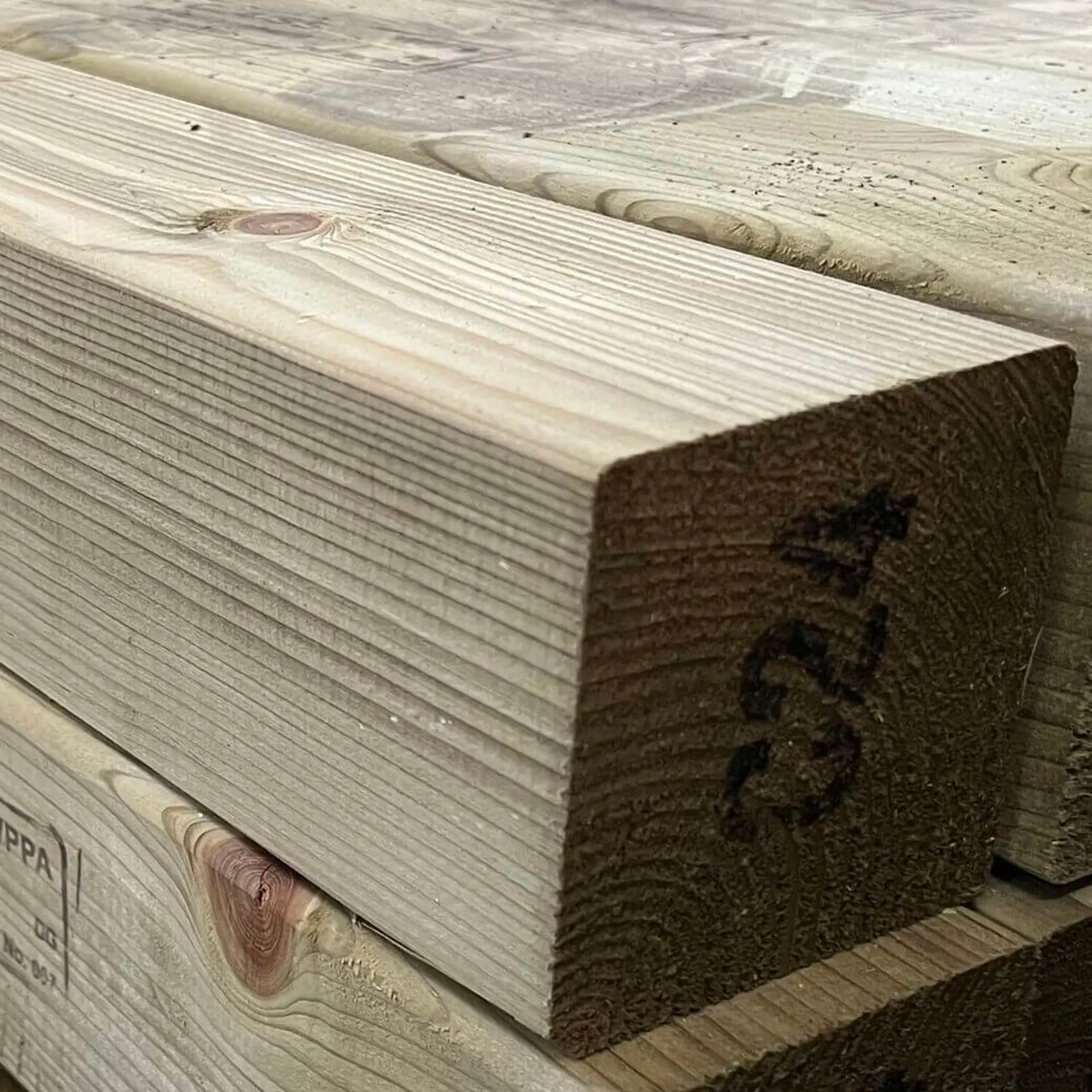 Pine joists planed - 95x95x3000