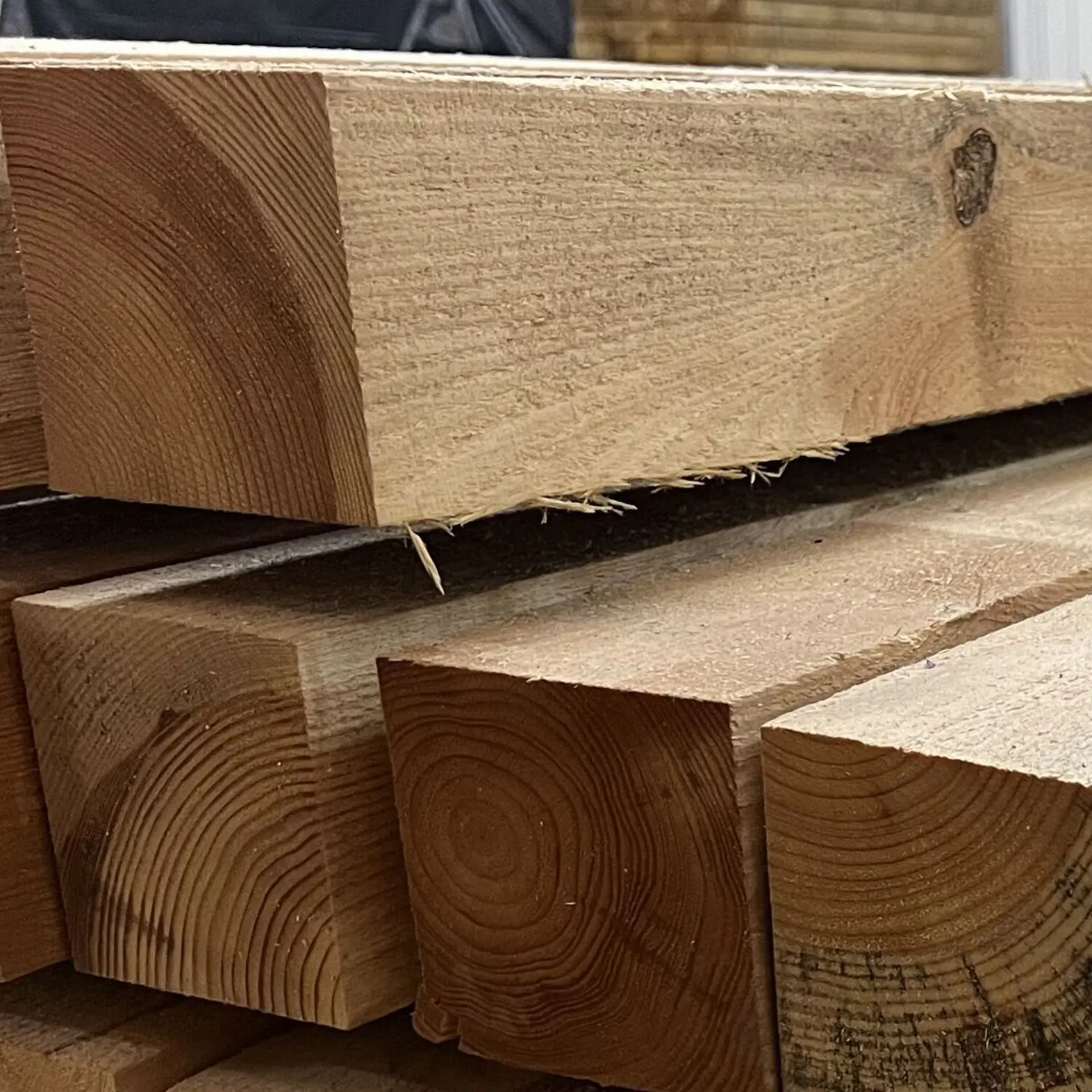 Pine joists rough - 98x98x2400
