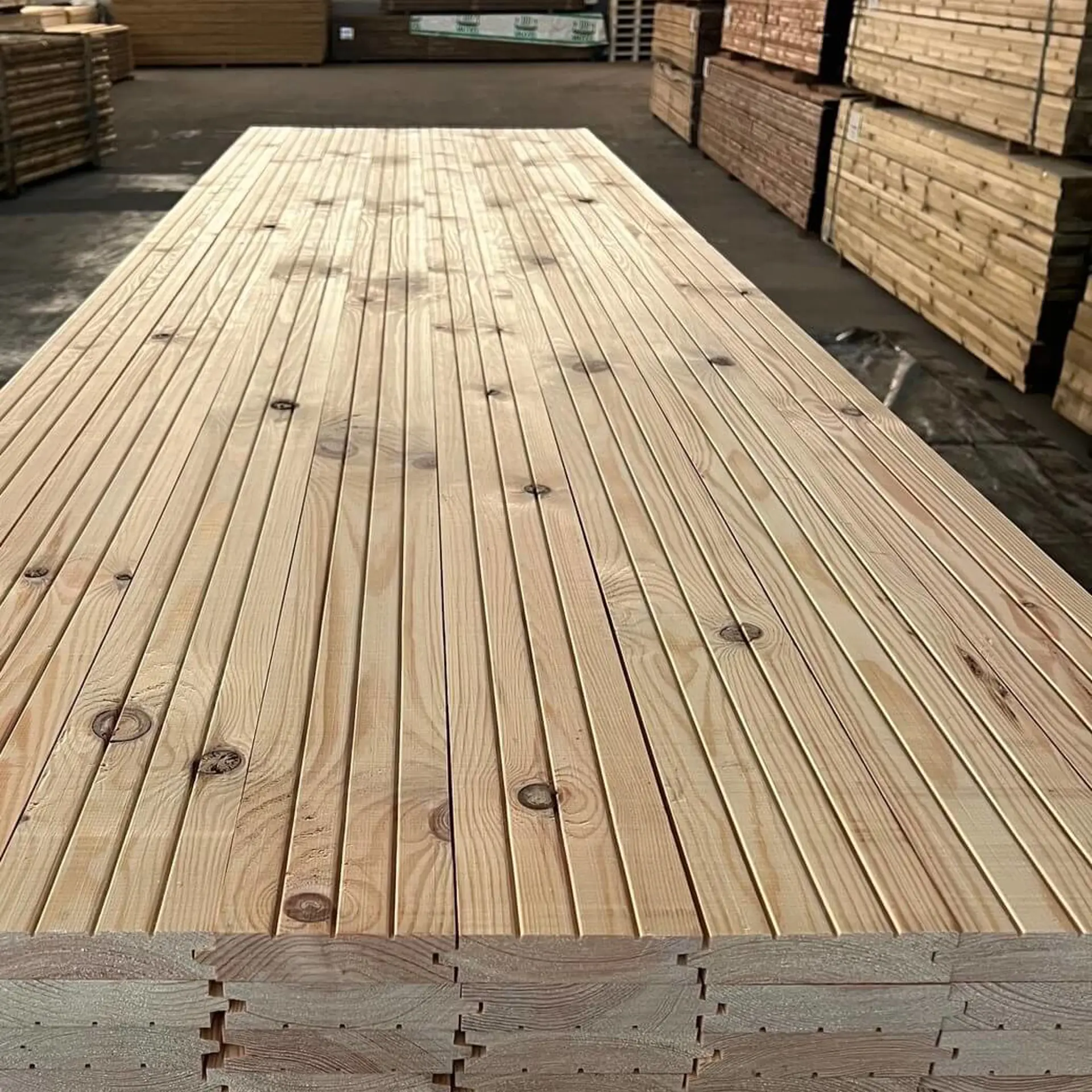 Pine Floorboard Planed 28x120x3600