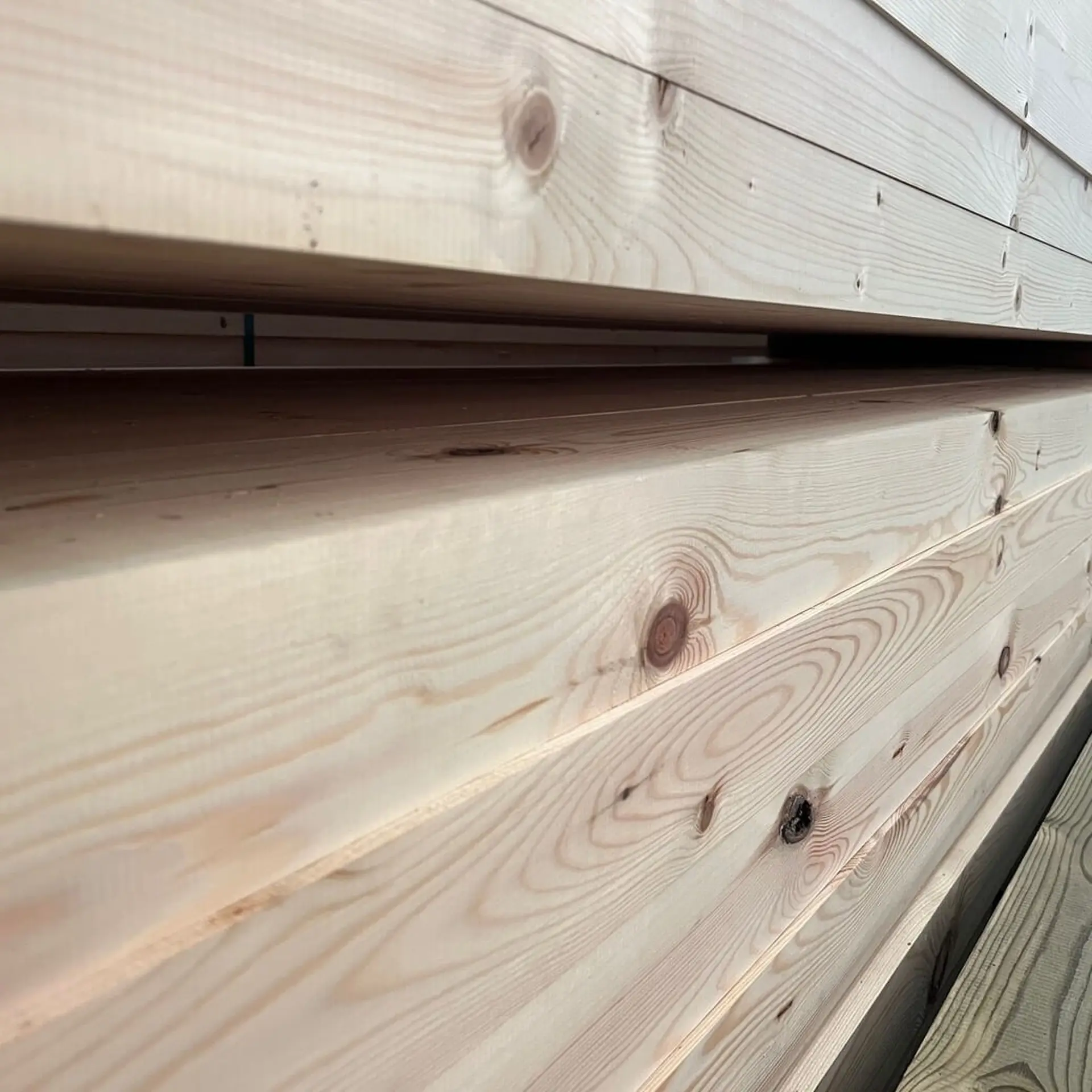 Solid spruce beams, planed - 100x200x6000