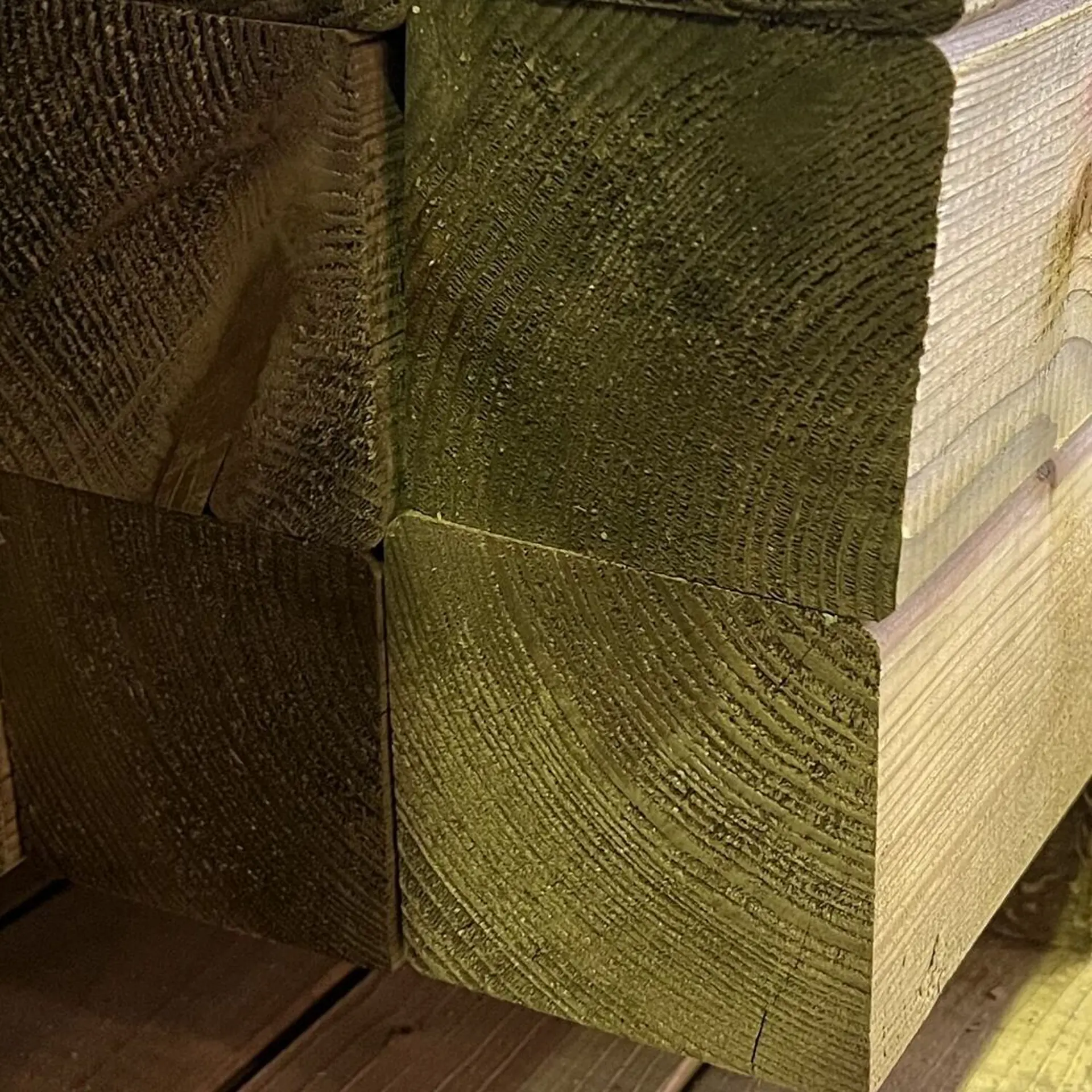 Pine joists planed- 95x95x6000