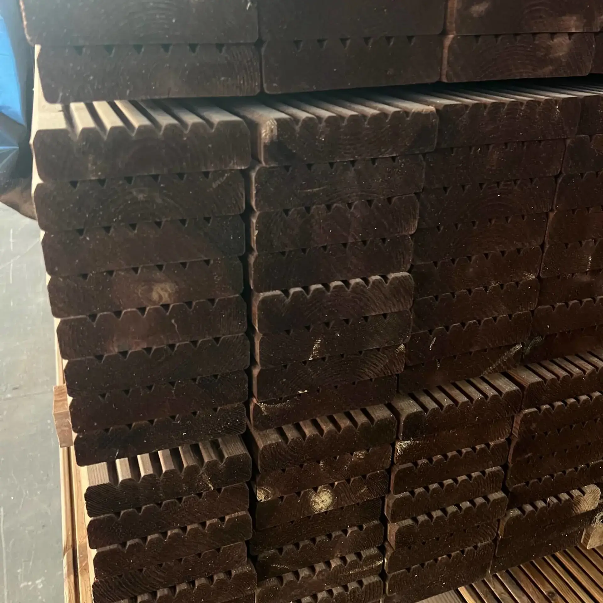 Brown Pine Decks Treated - 28x120x3600
